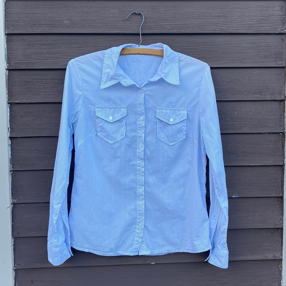 Vintage Y2K White and Blue Button Down